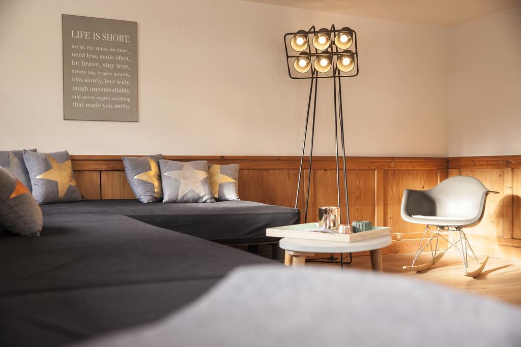 Der Gaukler Hostel Оберштауфен Экстерьер фото